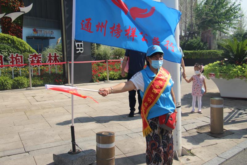 <strong>男生用鸡巴操女生黄色网站</strong>